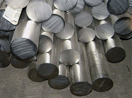 Круг из инструментальной стали 65 мм, Р6М5